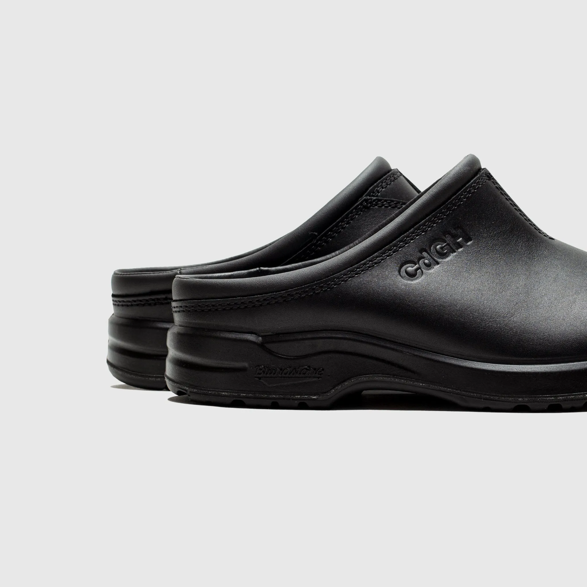 X BLUNDSTONE ALL TERRAIN CLOG